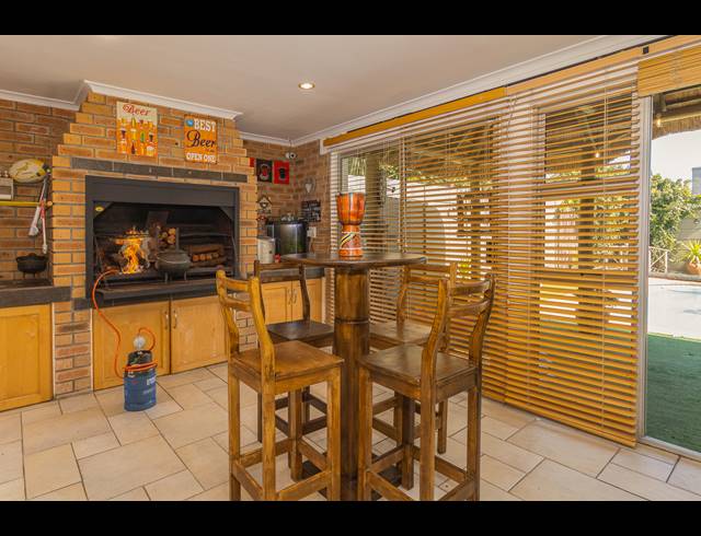 4 BEDROOM FREESTANDING FOR SALE IN PARKLANDS